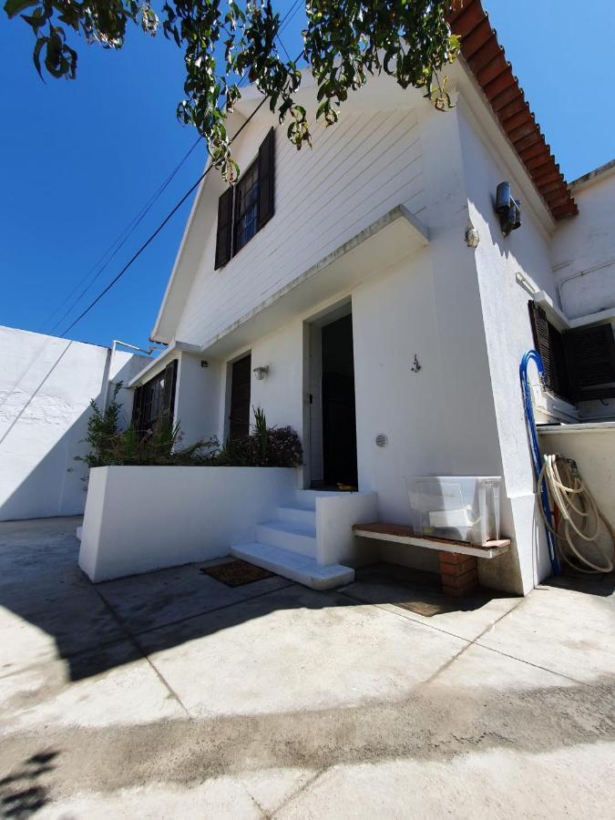 The Beach House Barra Екстериор снимка