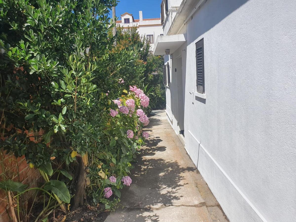 The Beach House Barra Екстериор снимка