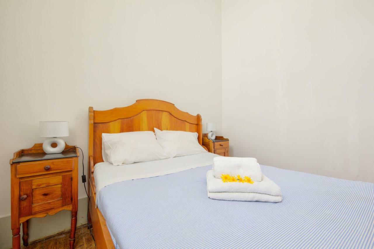 The Beach House Barra Екстериор снимка