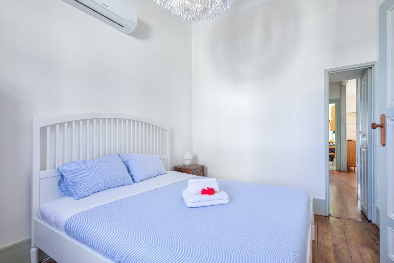 The Beach House Barra Екстериор снимка